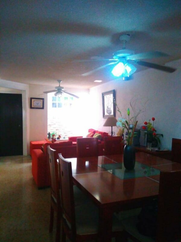 5 de 7: Sala Comedor corrido