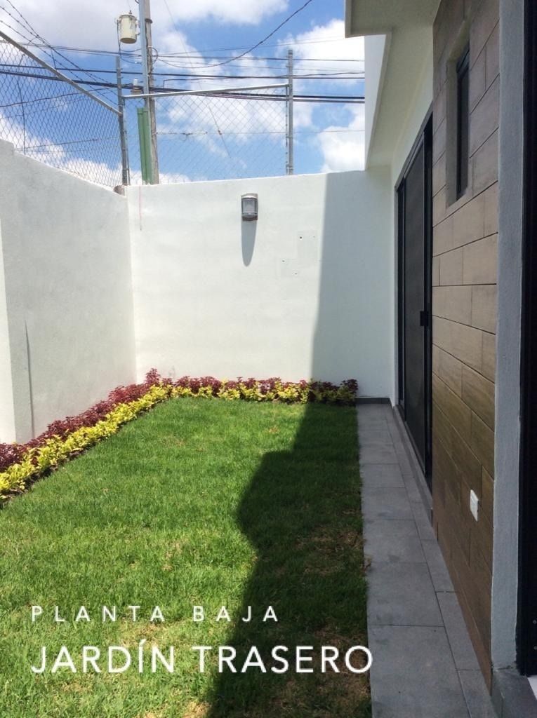 CASA NUEVA EN VENTA EN CHOLULA CON JARDIN