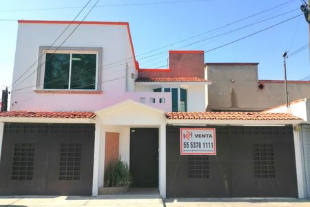 Casa en Venta, Lomas de la Hacienda, 3 Recamaras