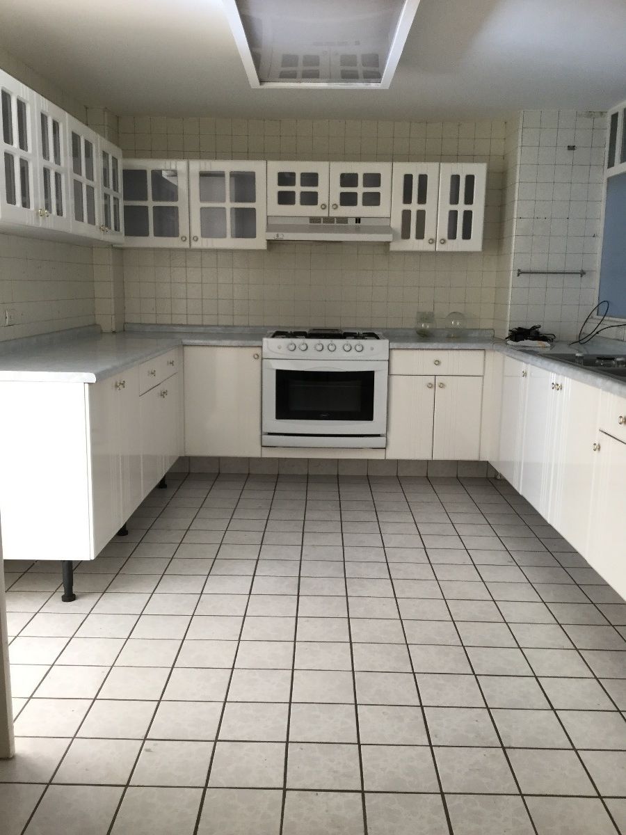 4 of 25: Cocina