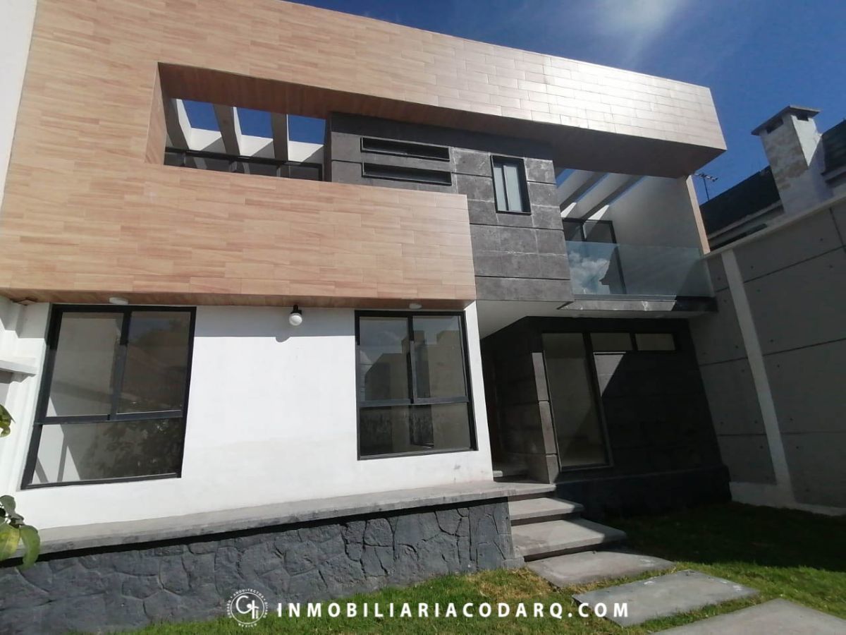 Casa recién remodelada en venta en Ciudad Satélite | EasyBroker