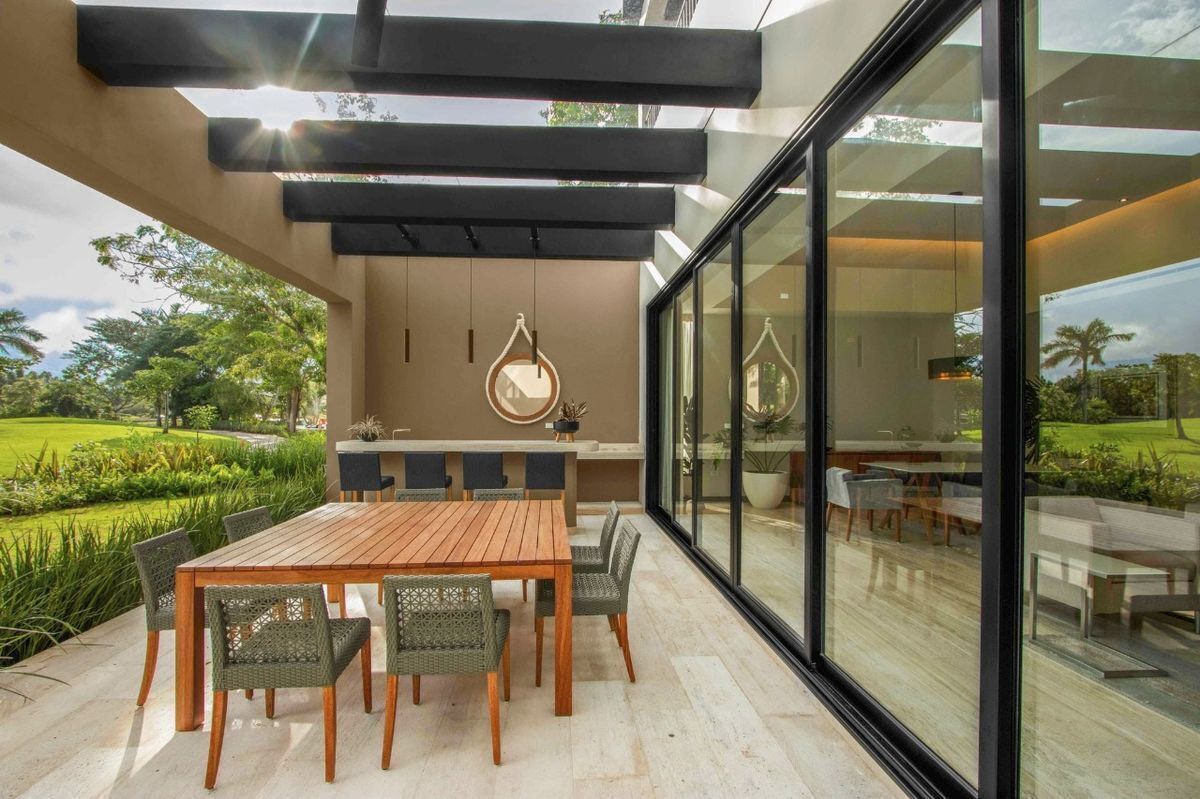 Casa en Venta en Merida, Yucatan Country Club Modelo C