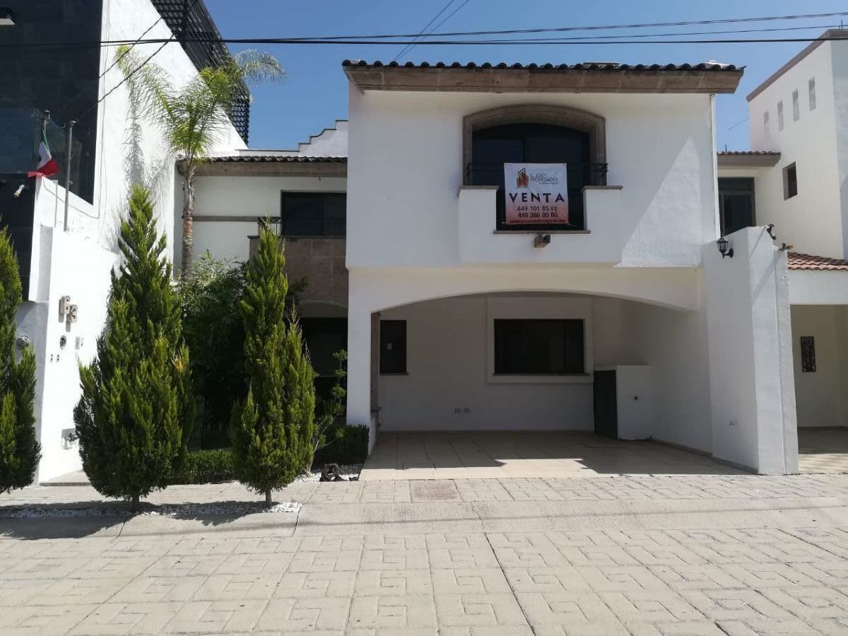 CASA EN VENTA O RENTA EN RINCONADA DEL PARQUE | EasyBroker