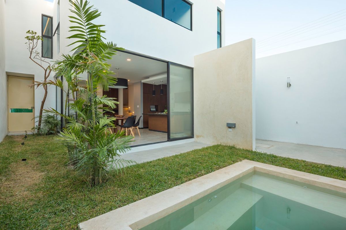 12 de 23: CASA VENTA MERIDA ZONA NORTE TOWNHOUSE 2 RECAMARAS