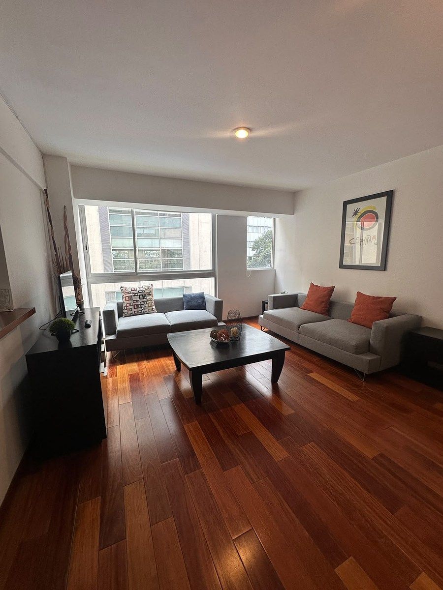 Departamento amueblado en City Towers Polanco | 2 recámaras y 2 estacionamientos, foto 1 de 14