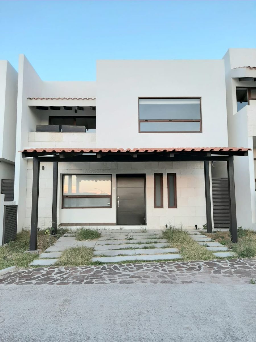 Renta Casa Altozano / Nueva