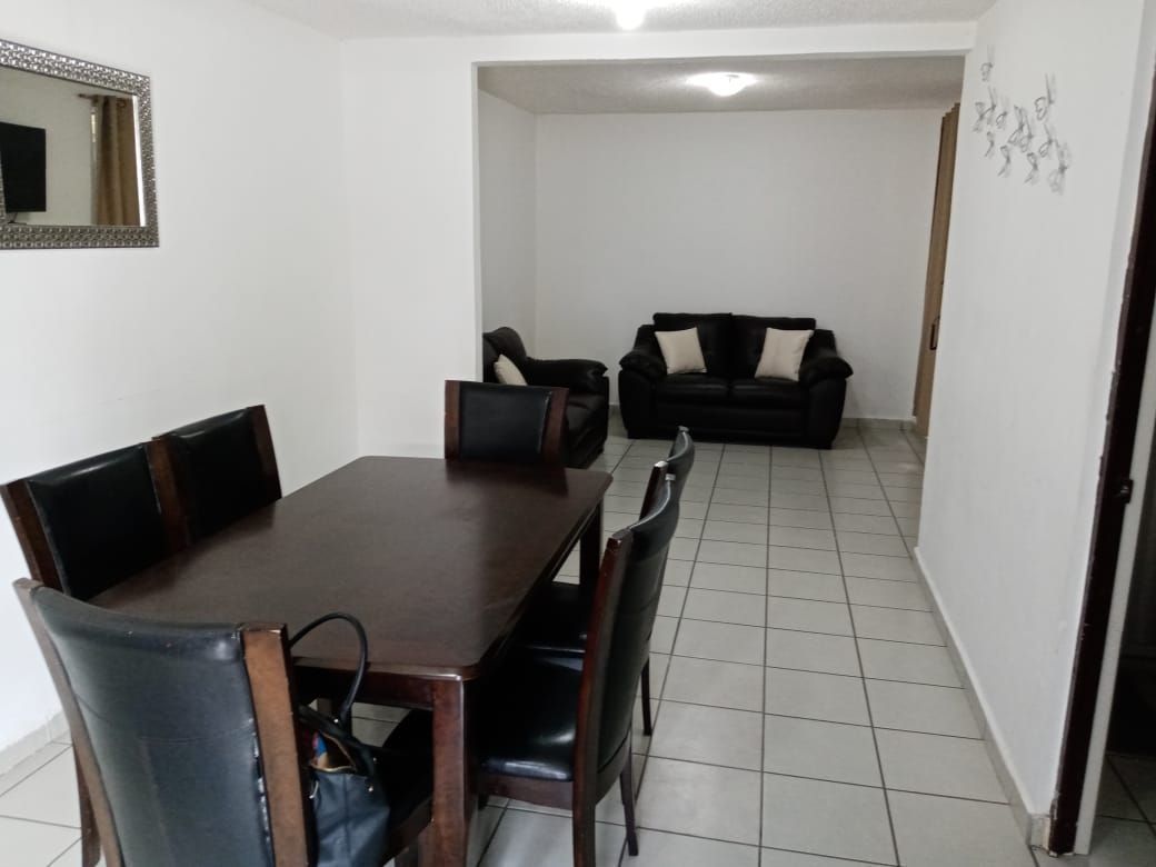 3 de 12: Comedor