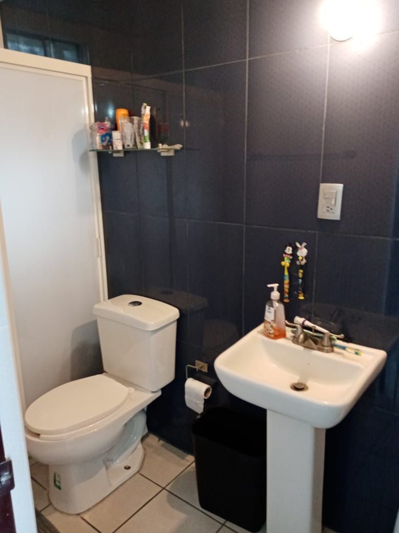 9 de 12: baño