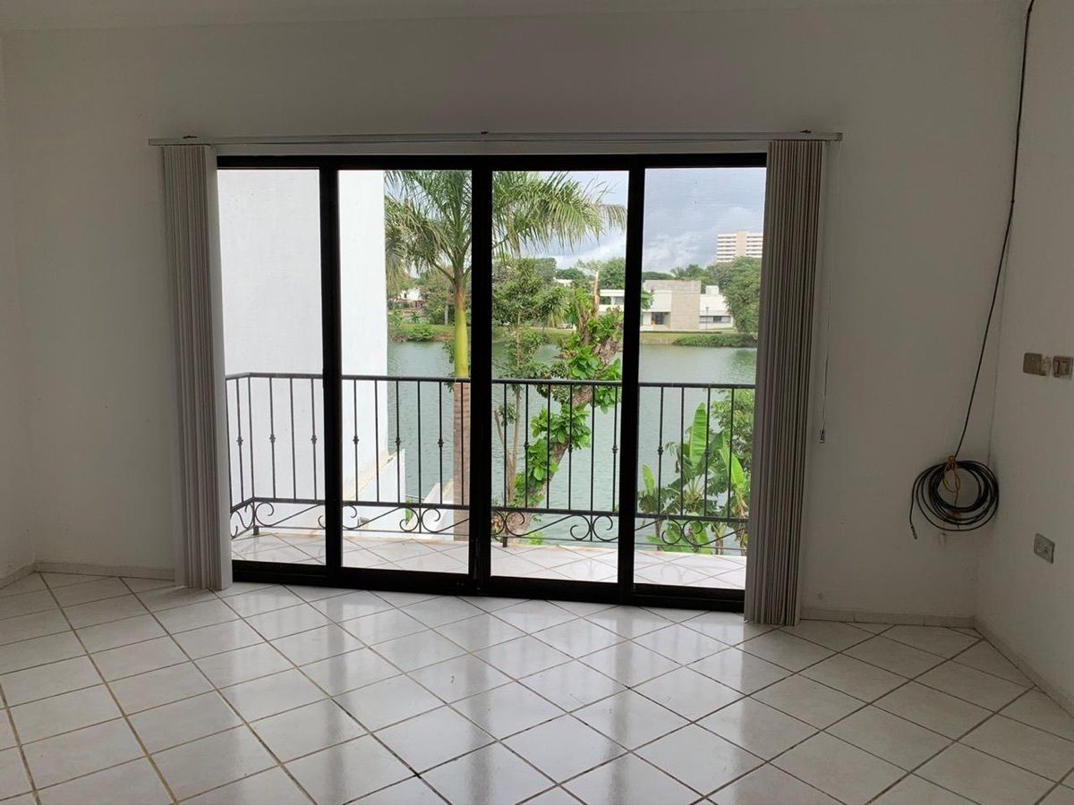 10 de 10: Habitaciones con balcón con vista ala Laguna 