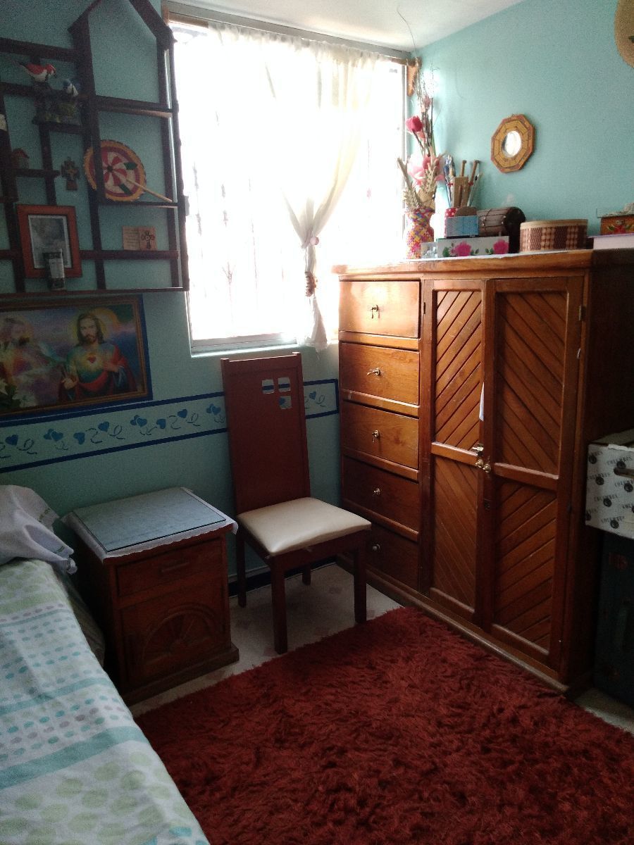 6 de 10: recamara 1 conpiso linolium