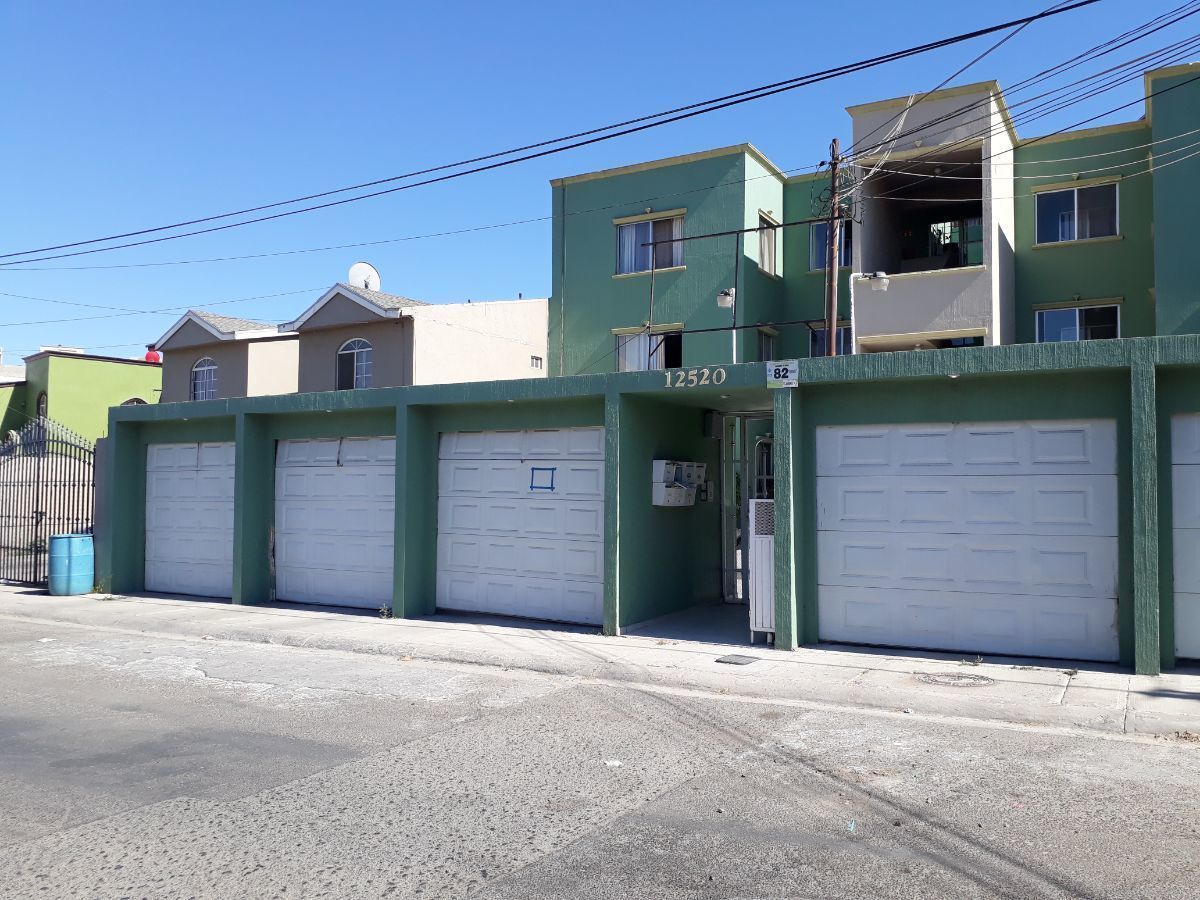 1 de 13: FACHADA EXTERIOR