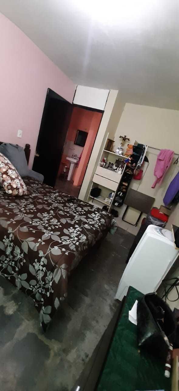 4 de 9: Habitación 1