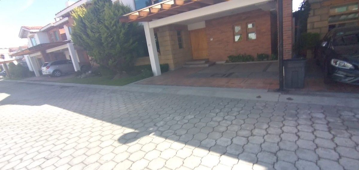House in Coaxustenco, Metepec, photo 2 of 30