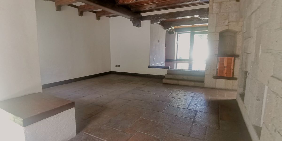 4 de 32: Sala