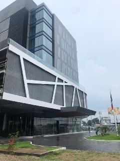1 de 43: Fachada