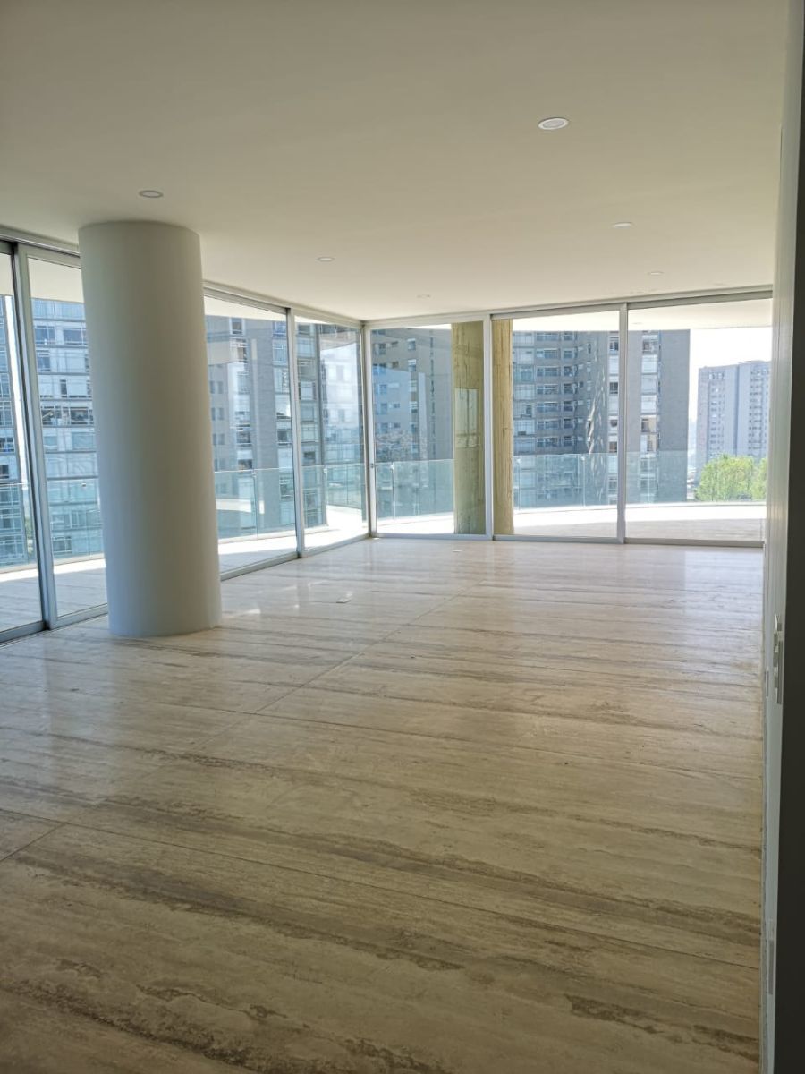 3 de 38: SALA COMEDOR