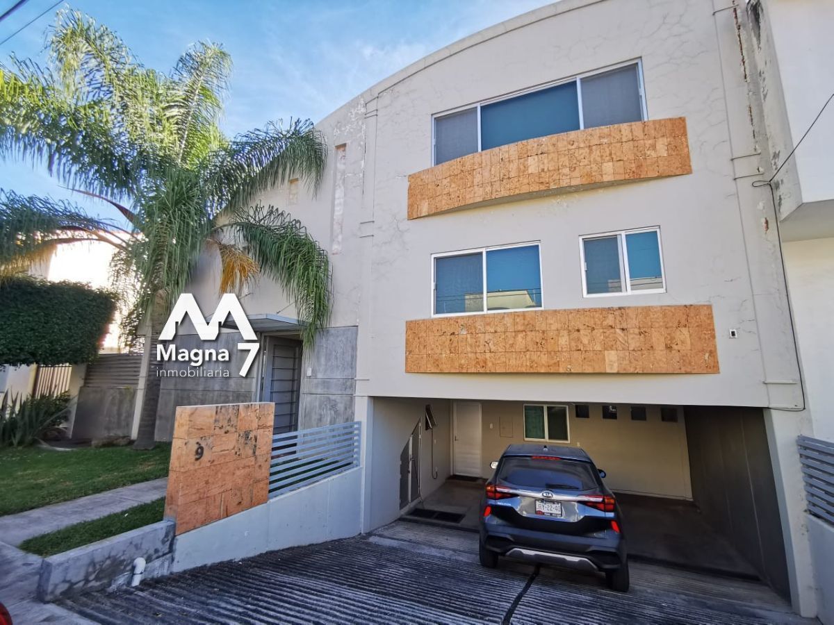 RENTA CASA EN JARDIN REAL ZONA REAL | EasyBroker