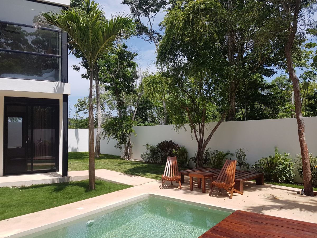 Penthouse de 3 recamaras alberca privada en venta en La Veleta a 100 metros de