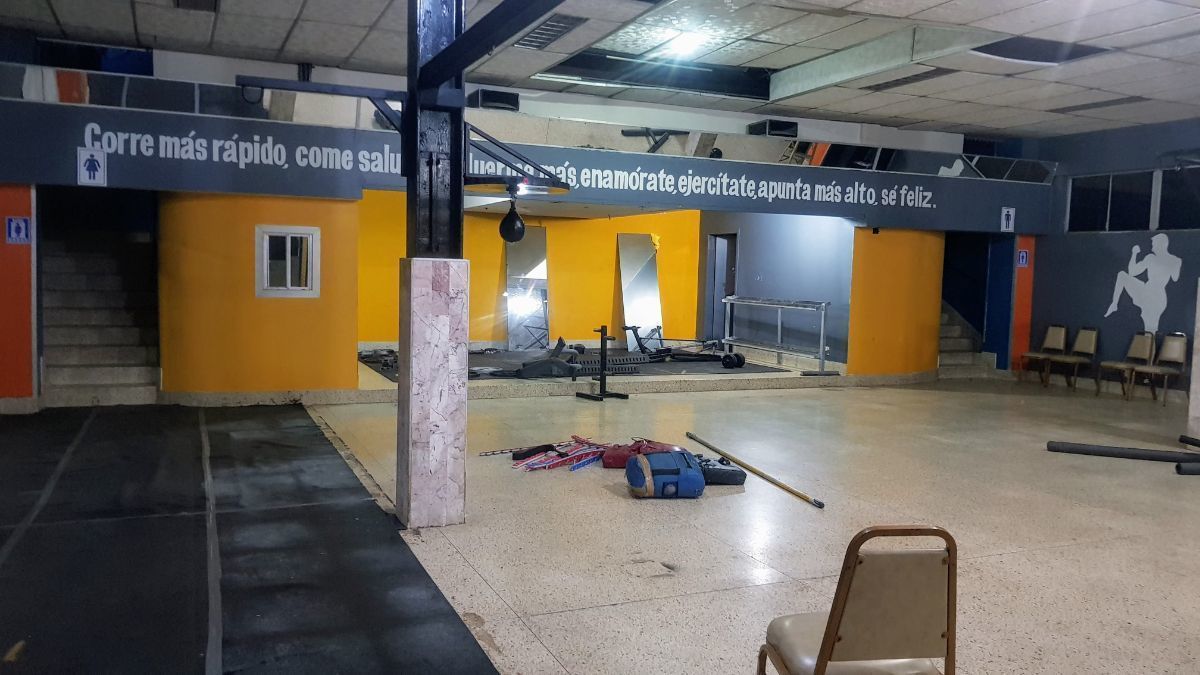 1 de 6: Gimnasio para disciplinas como artes mixtas