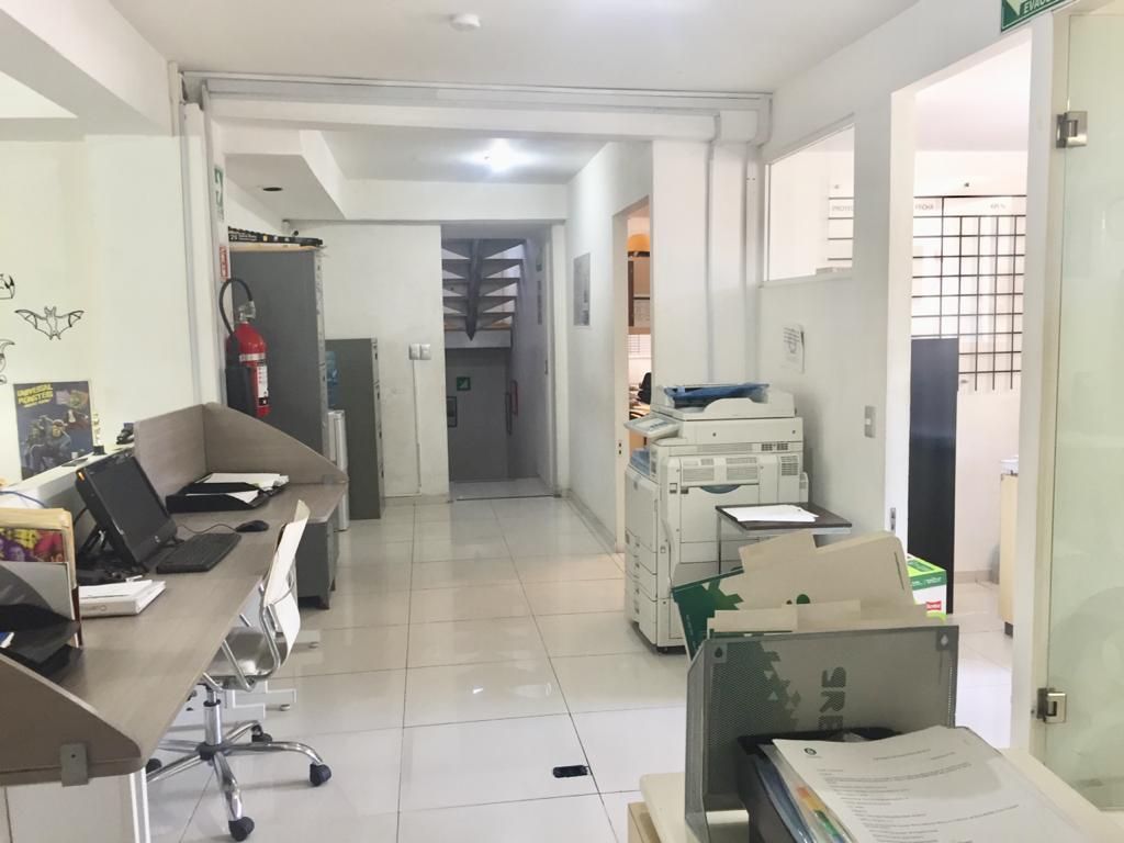 Venta de oficinas en Jardines de Santa Mónica