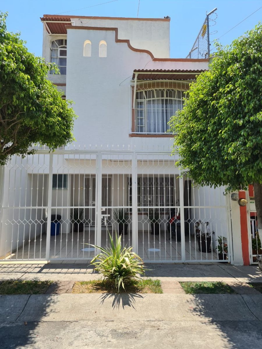 1 de 11: Fachada