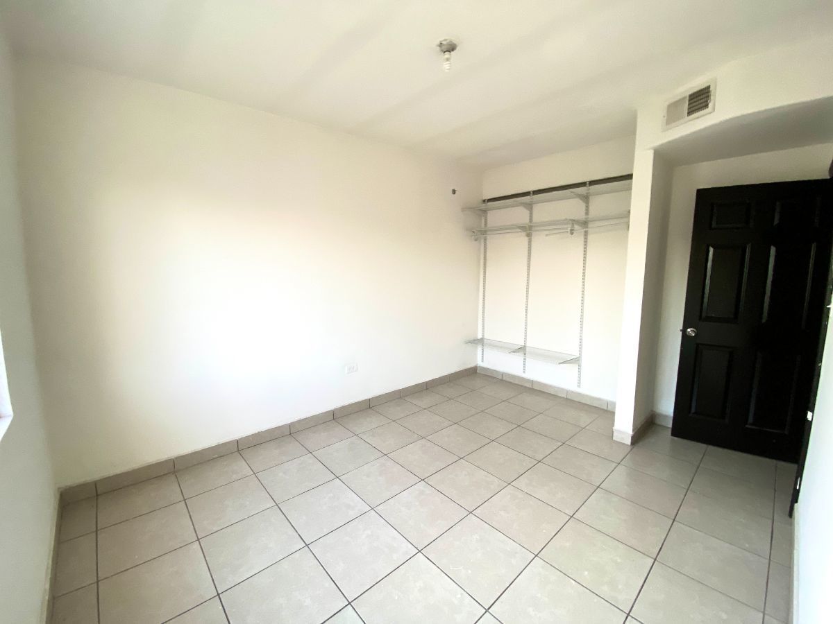 17 de 21: Recámara 3