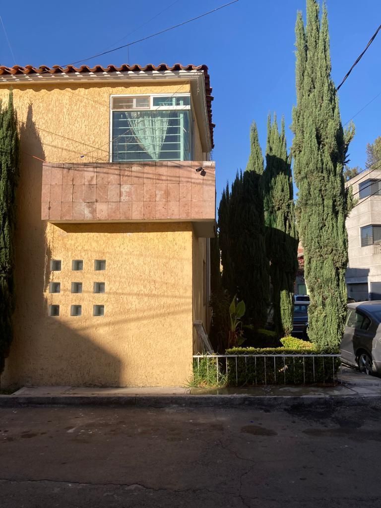 31 de 31: Jardín externo.