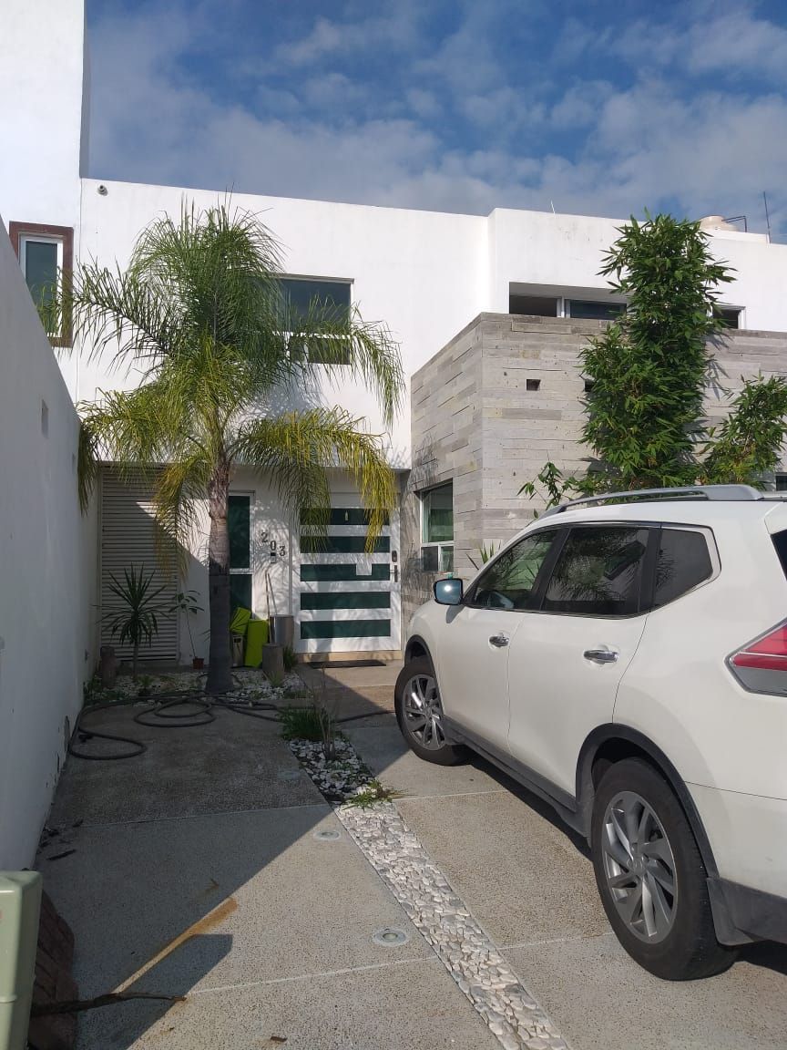 CASA EN VENTA REAL DE JURIQUILLA | EasyBroker