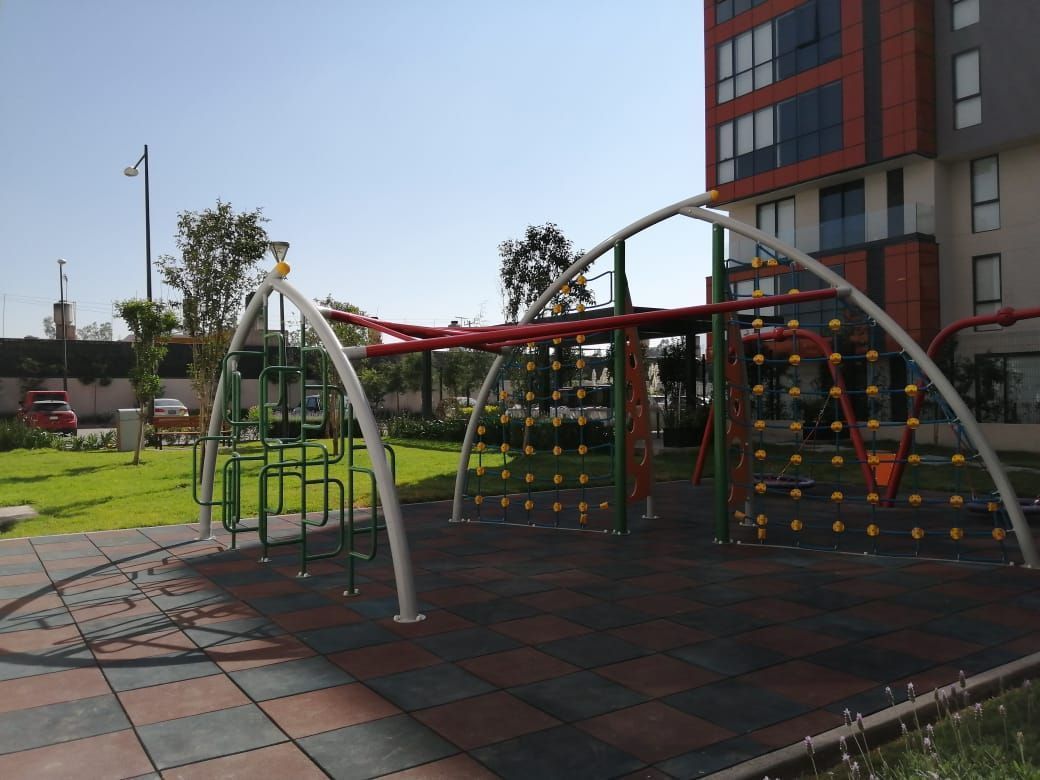 18 of 18: VISTA ZONA DE JUEGOS DEL AREA VERDE INTERIOR