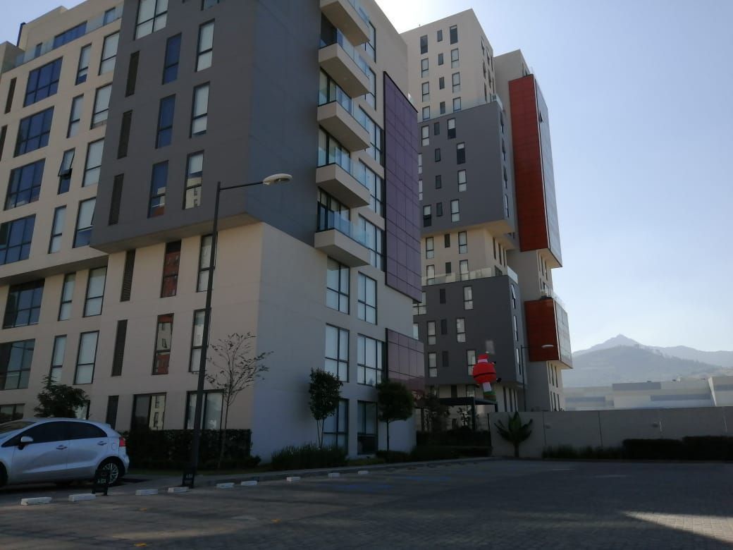 1 of 18: VISTA DEL EDIFICIO 