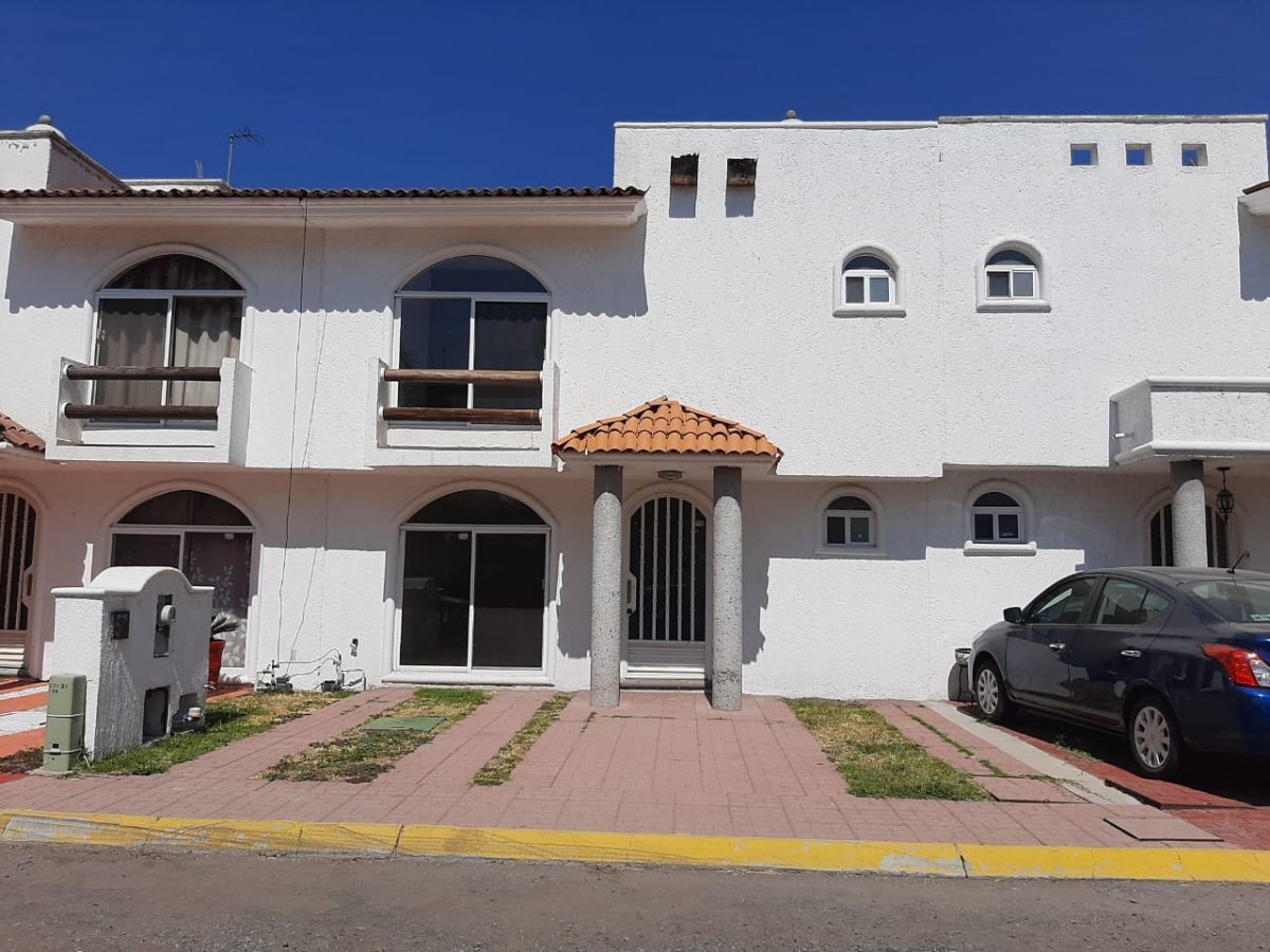 CASA VENTA CENTRO EJIDO MODELO QUERETARO | EasyBroker