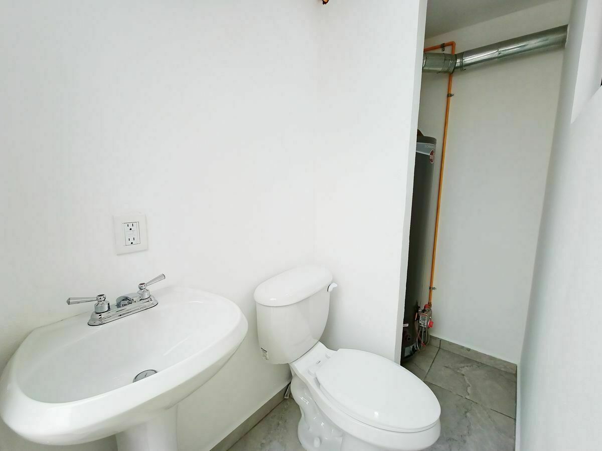 Medio Baño en Roof Garden