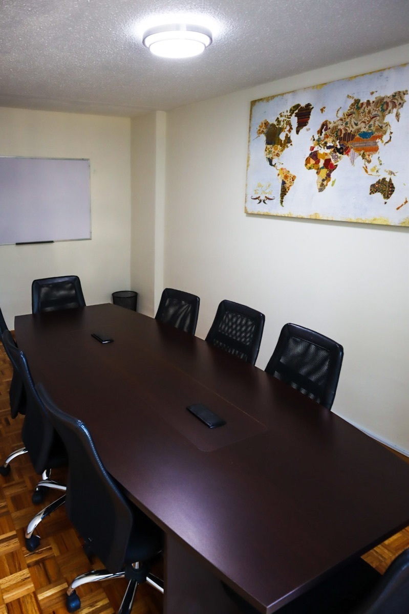 6 de 12: Sala de Juntas