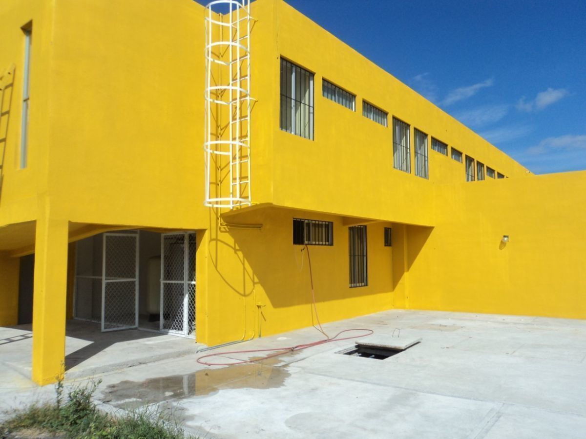 OFICINAS y CASA EN RENTA EN HUIMILPAN QUERETARO