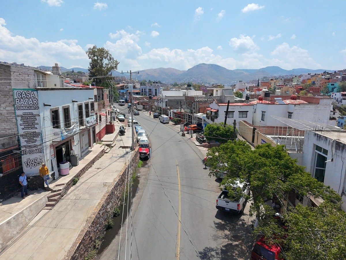 Local comercial en Pueblito de Rocha, Guanajuato, foto 18 de 27