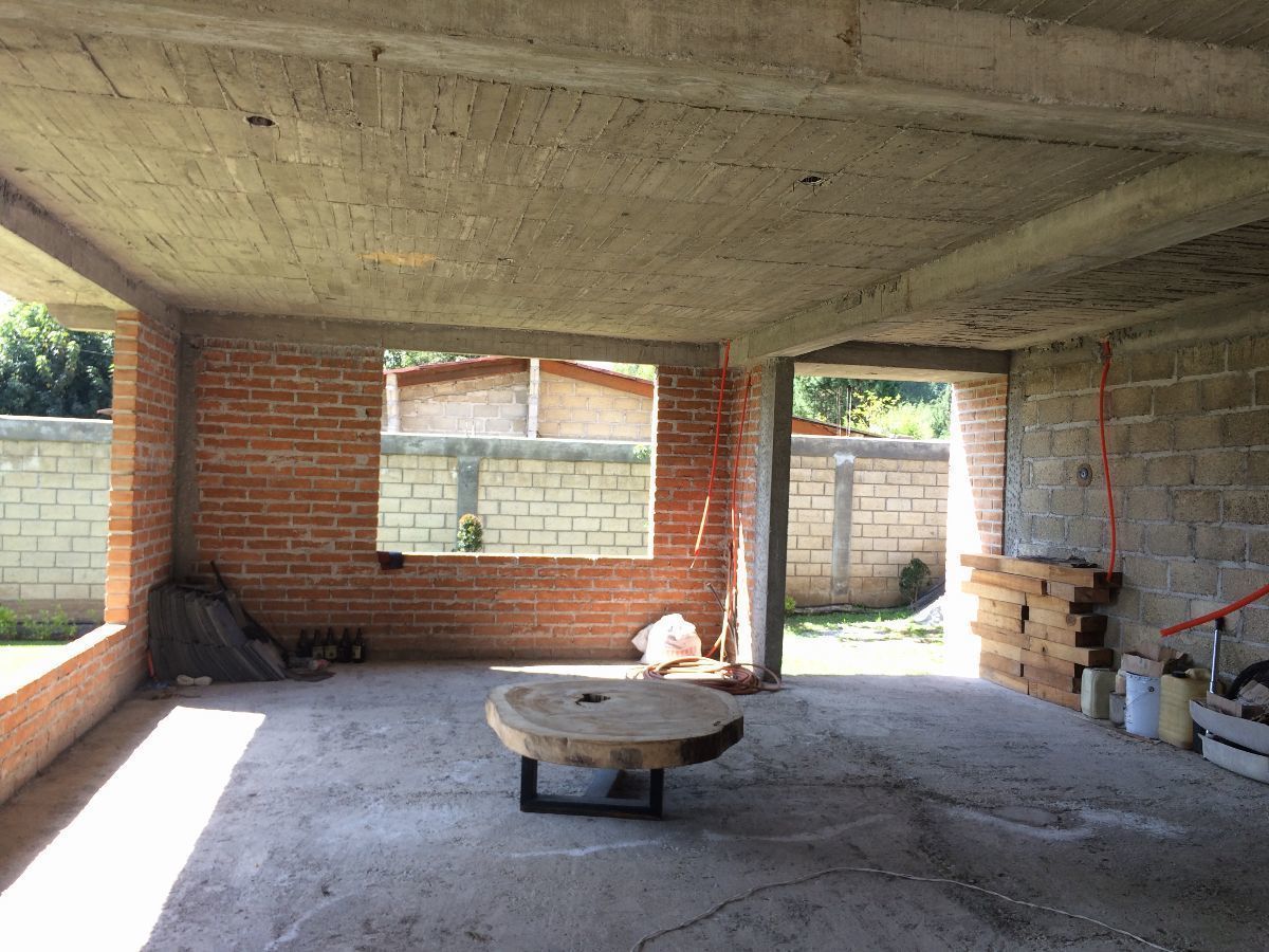 Casa en San Mateo Acatitlán, Valle de Bravo, foto 3 de 12