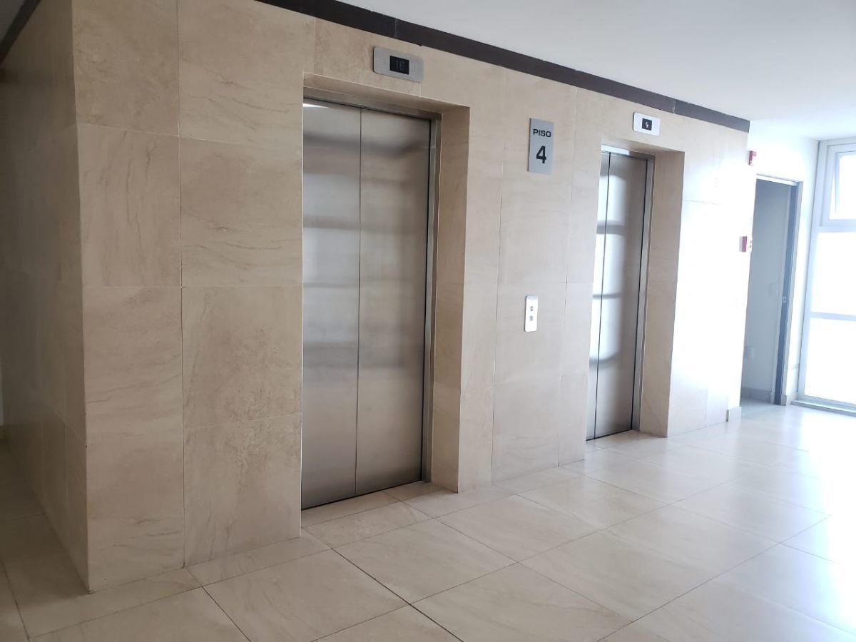 26 de 27: 4 Elevadores