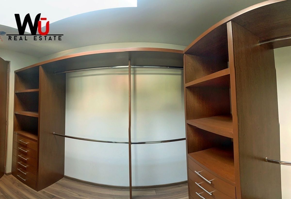 9 de 10: Vestidor cuarto principal 