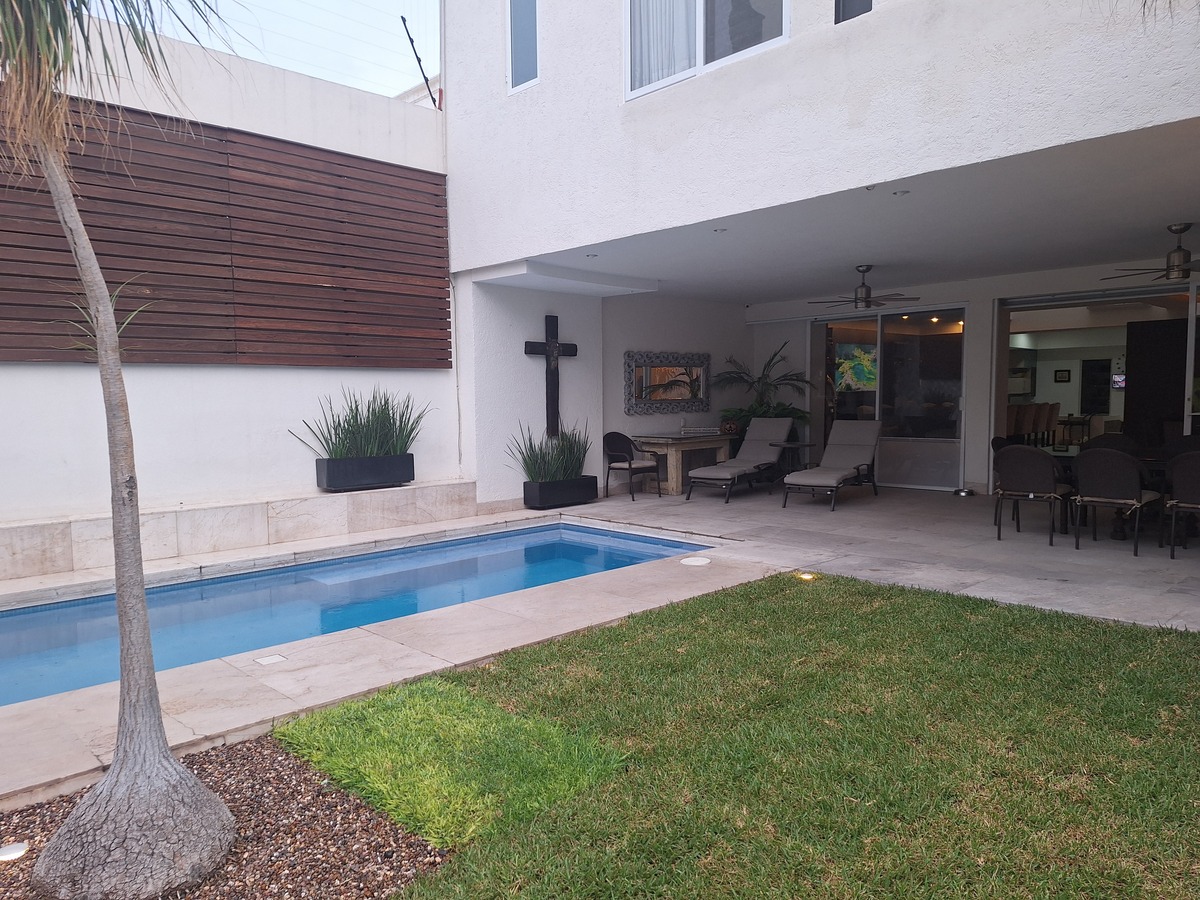 27 de 34: Venta casa 800 m2 Alamos 1a sec Queretaro