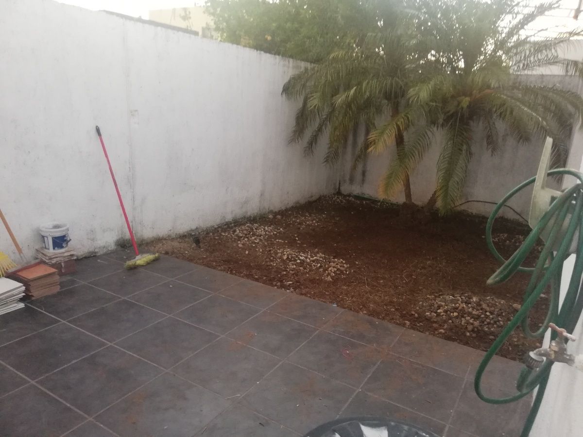 4 de 9