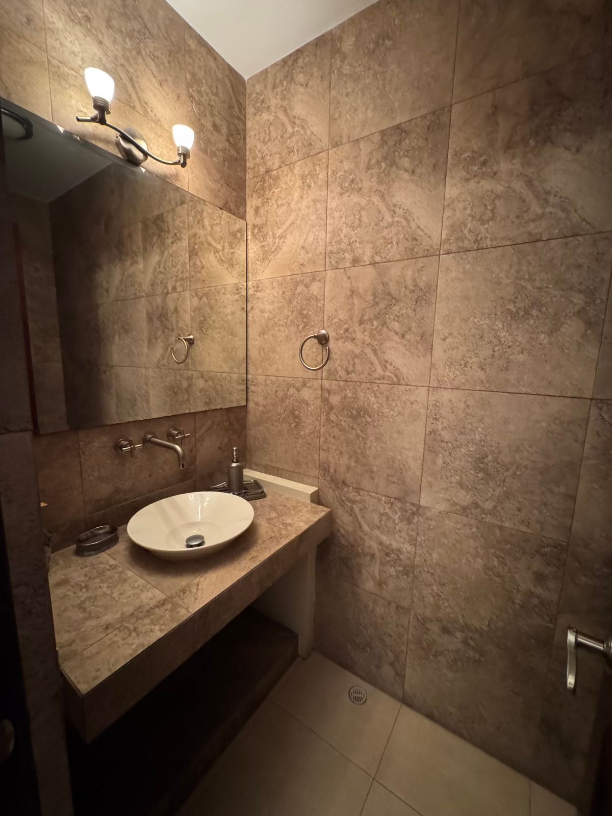 Apartamento en Zona 14, Guatemala, foto 7 de 7