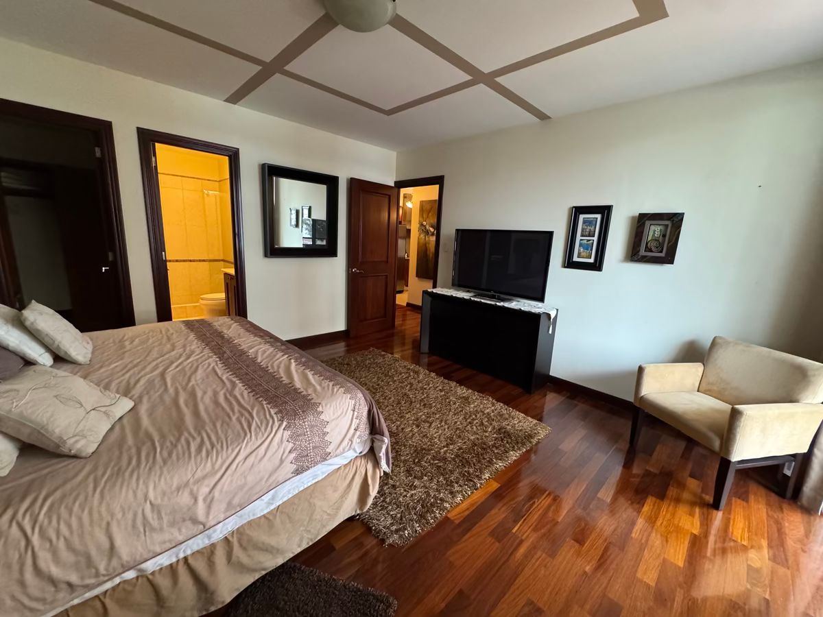 Apartamento en Zona 14, Guatemala, foto 2 de 7