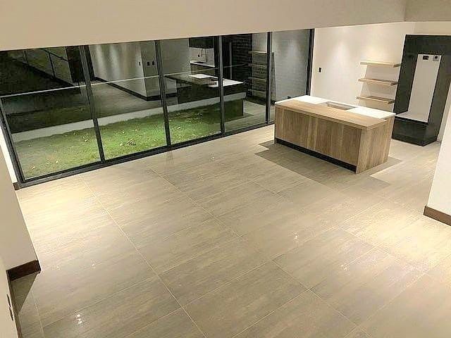 Apartamento en Zona 16, Guatemala, foto 2 de 8