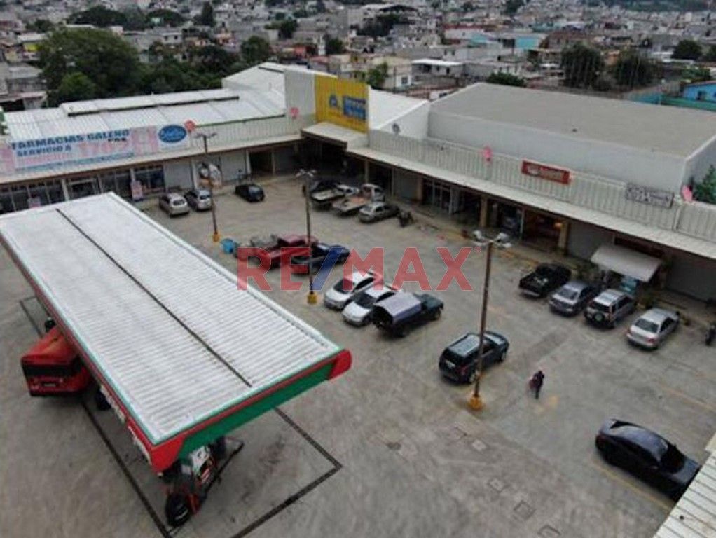 Locales Comerciales En La Comunidad Super Plaza La Pérez Z.10 De Mixco