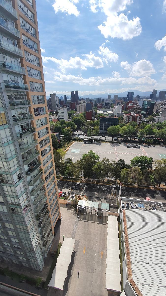 11 de 32: VISTA T. 8  - VENTA - RENTA - CARMEN LABORIN