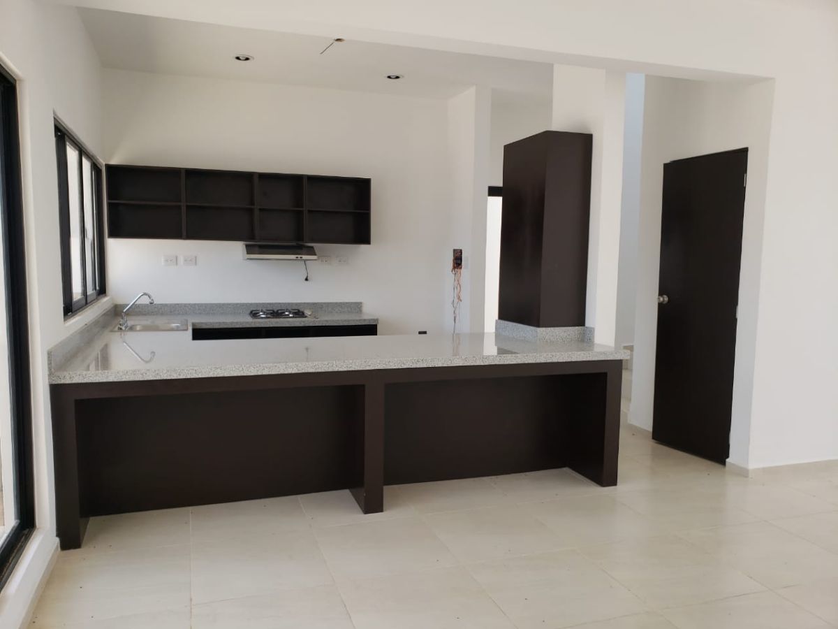 3 de 6: Cocina casa en venta Chichí Suaréz 