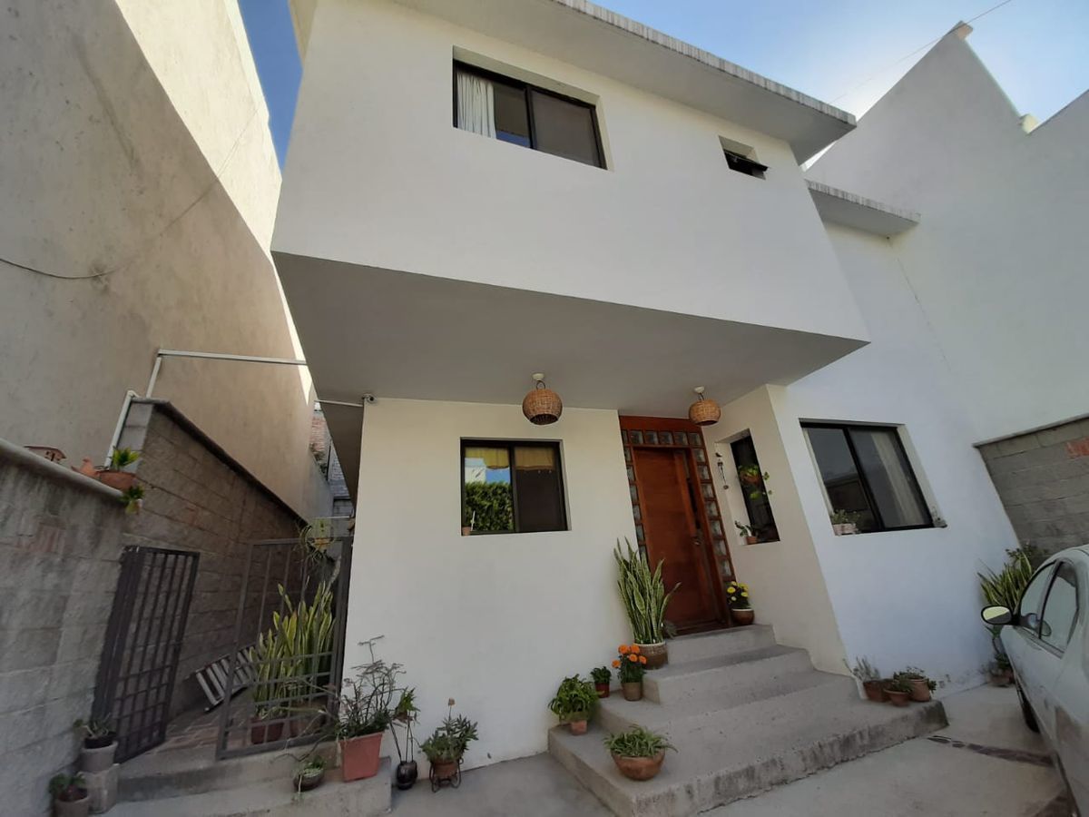 Casa en venta en Cerro,De,Acambay,Colinas,Del,Cimatario, Colinas del  cimatario, Querétaro, Querétaro - Casas y Terrenos