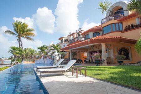 RESIDENCIA FRENTE AL MAR ZH CANCUN