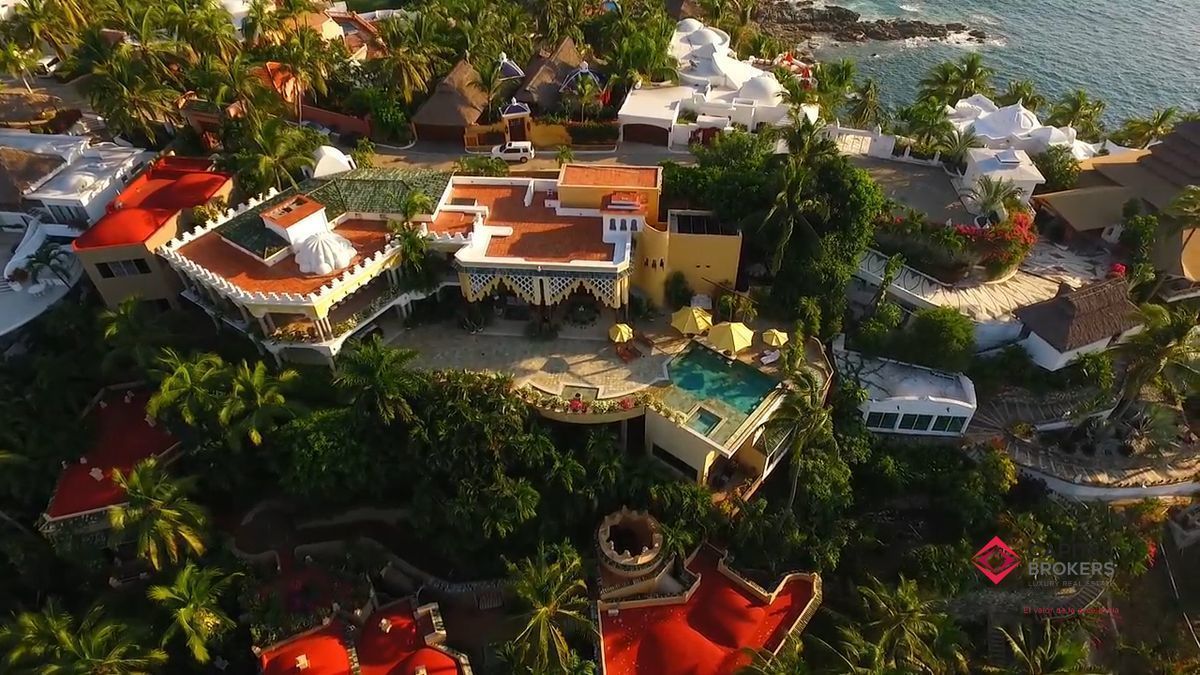 Casa de Lujo en Venta estilo Marroquí Manzanillo vista al mar