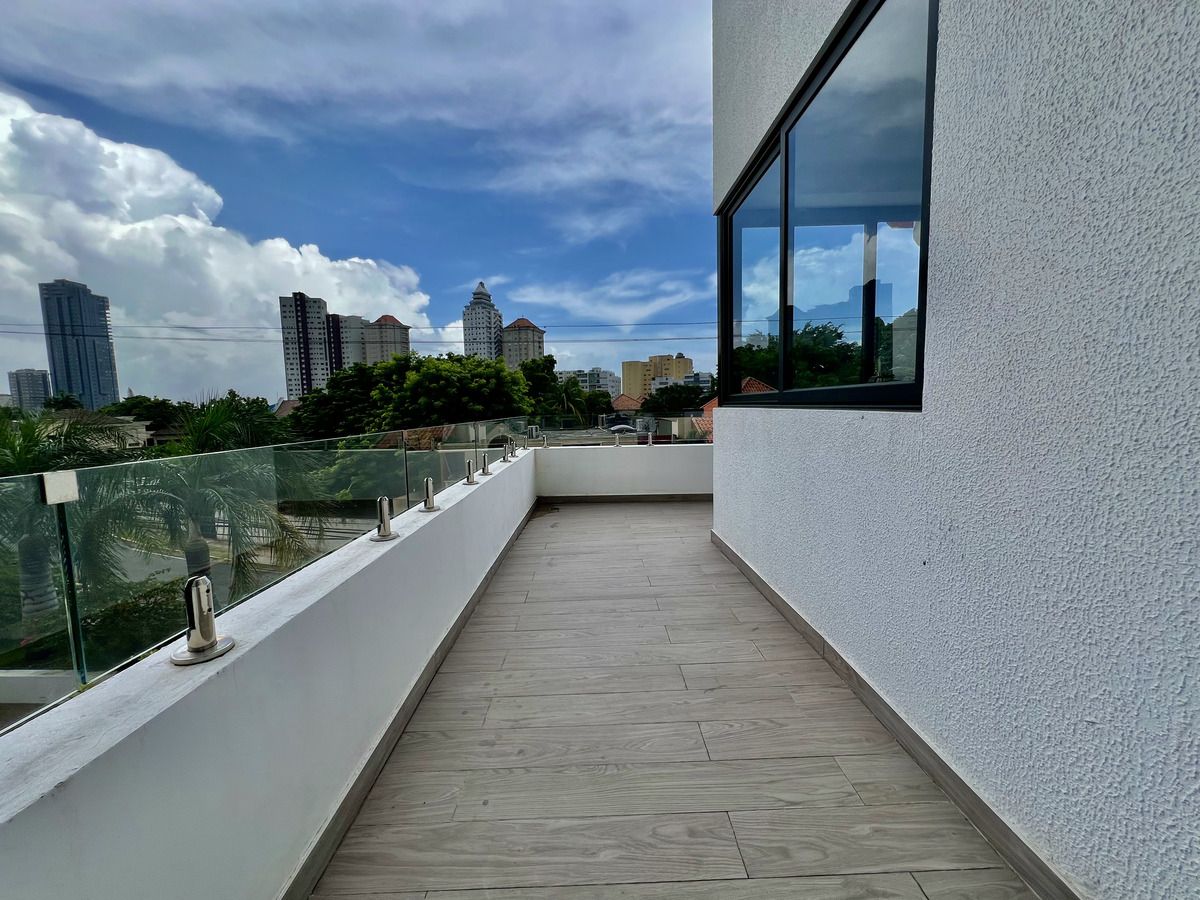 Apartamentos en Venta Los Cacicazgos, Santo Domingo